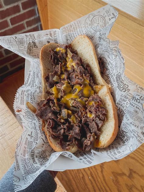 charleys cheesesteaks|Iba pa.